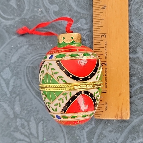 Vintage Christmas Ornate Enameled Ornament Egg Shape Hinged Box - Picture 2 of 11